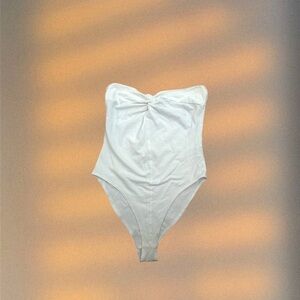 Forever 21 Sleeveless White Top